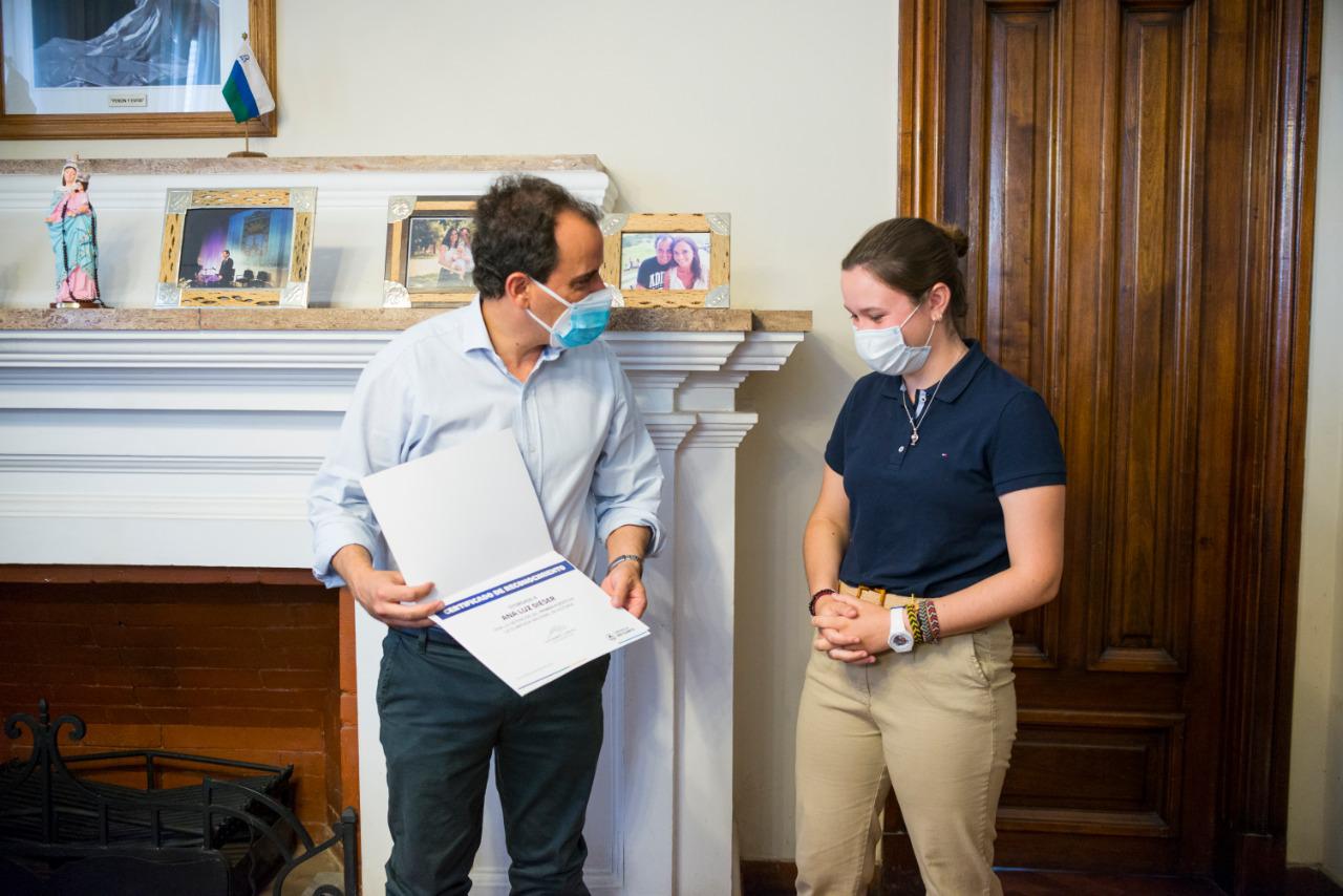 Reconocimiento Olimpiadas de Historia (4)