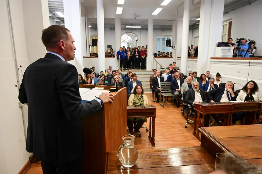 REGION OBJETIVO FOTO VILLA MARIA  informe de Gestion intendente Martin Gill 03