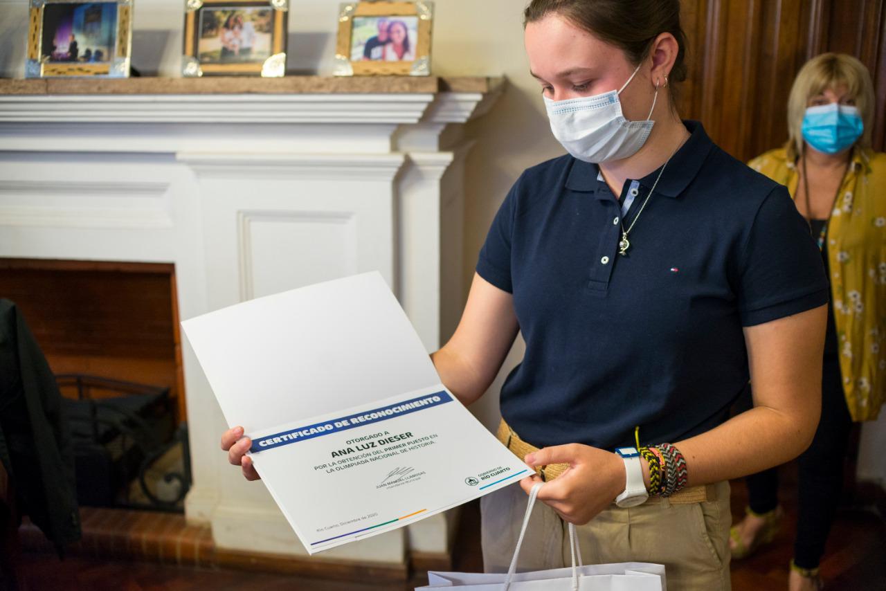 Reconocimiento Olimpiadas de Historia (1)