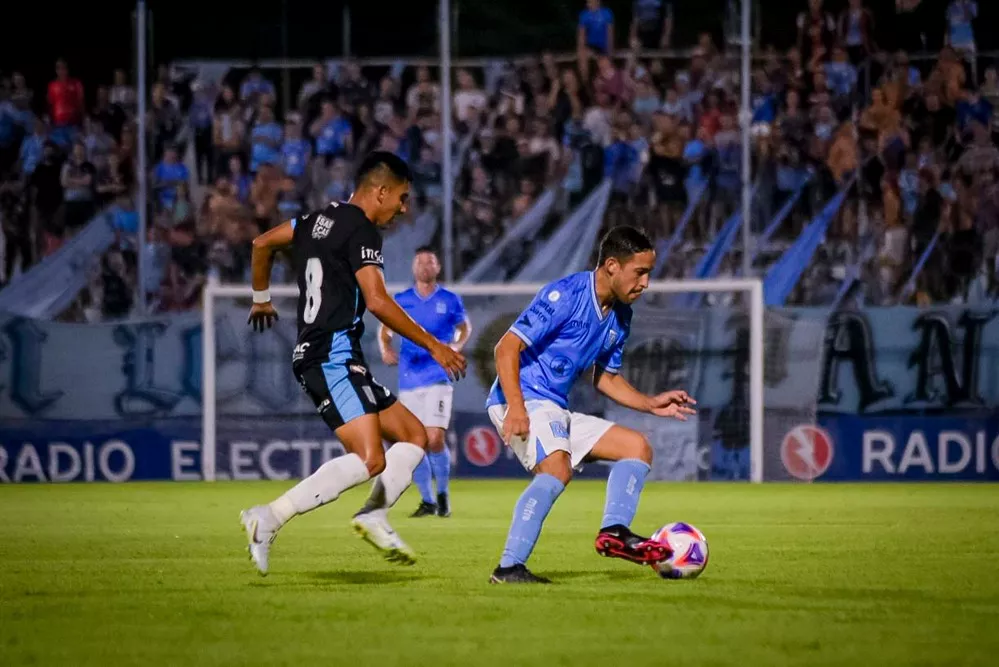 REGION OBJETIVO FOTO RIO CUARTO AAE_vs_Racing_CBA_4