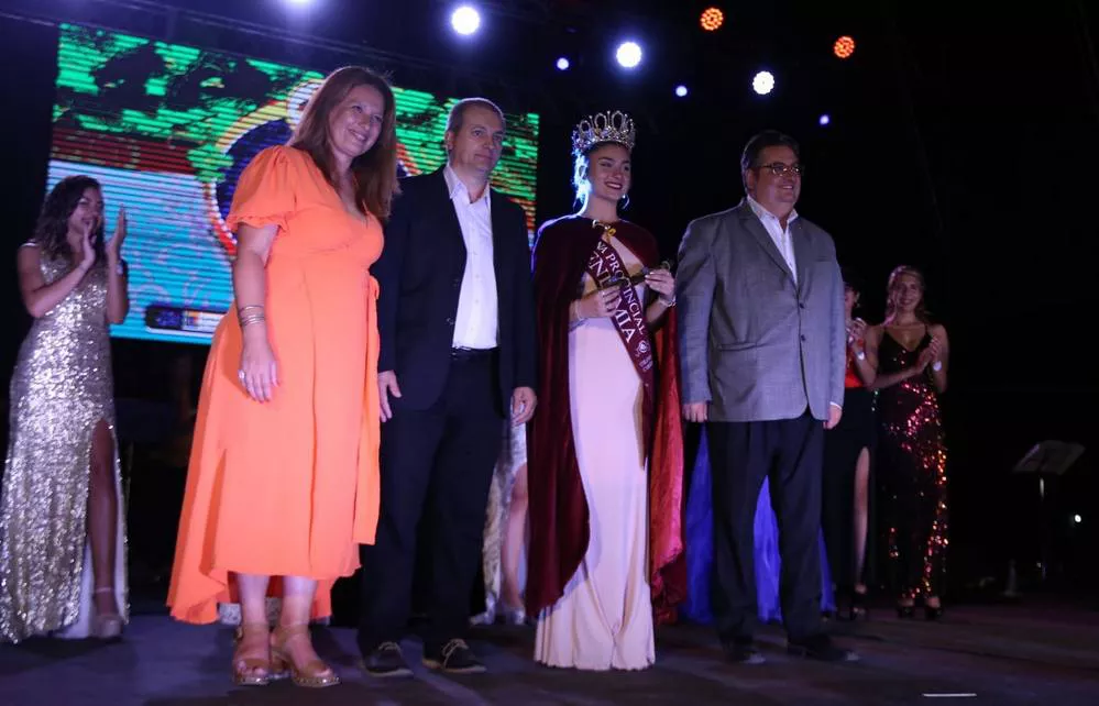 REGION OBJETIVO FOTO COLONIA CAROYA FIESTA VENDIMIA 1