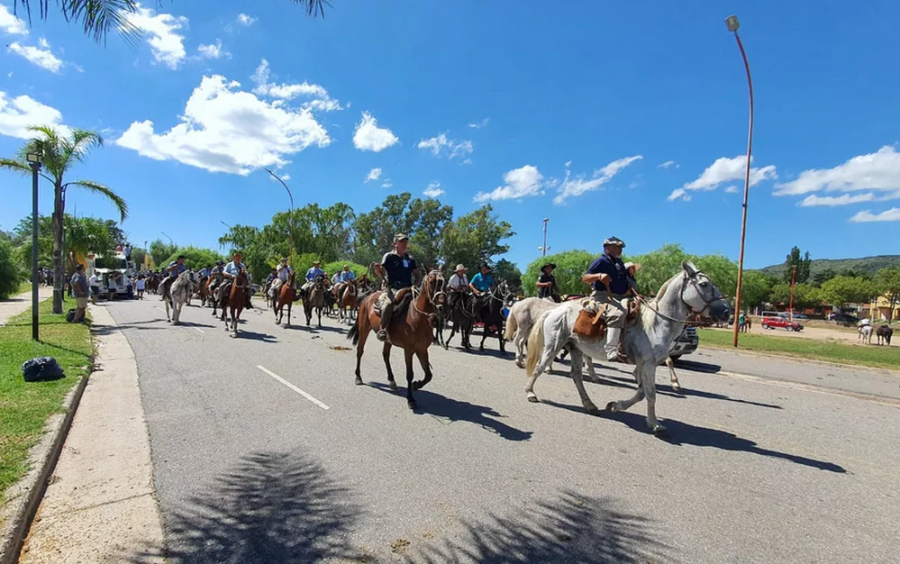REGION OBJETIVO FOTO VILLA CARLOS PAZ FINDE MARZO 1