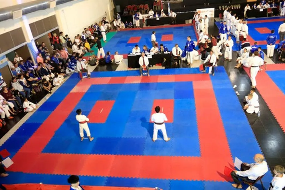 REGION OBJETIVO FOTO VILLA CARLOS PAZ FIN DE SEMANA 08123 4