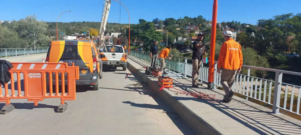 REGION OBJETIVO FOTO VILLA CARLOS PAZ ARREGLO DE CALLES FANTASIO