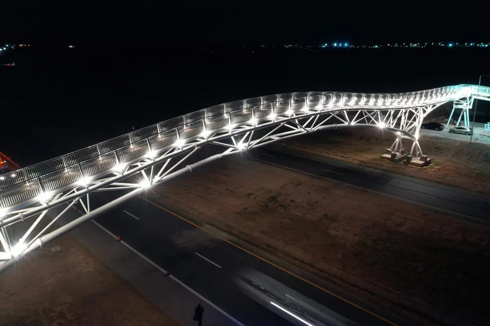 REGION OBJETIVO FOTO JUAREZ CELMAN PASARELA UNC