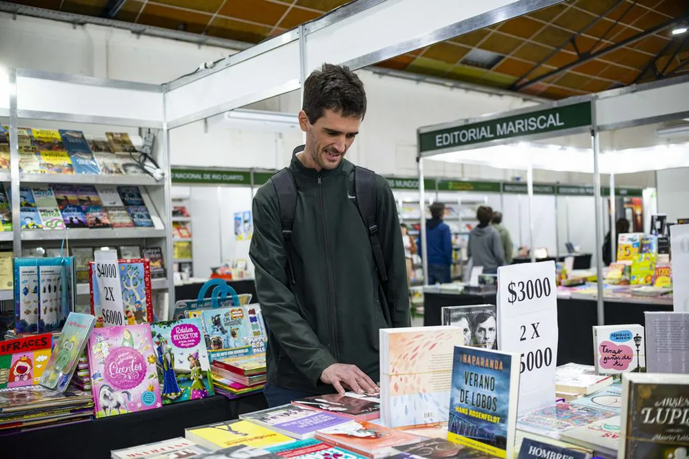 REGION OBJETIVO FOTO RIO CUARTO FeriadelLibro_22