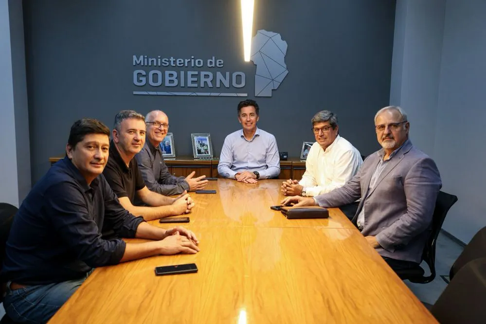 REGION OBJETIVO FOTO GOBIERNO INTENDENTES UCR