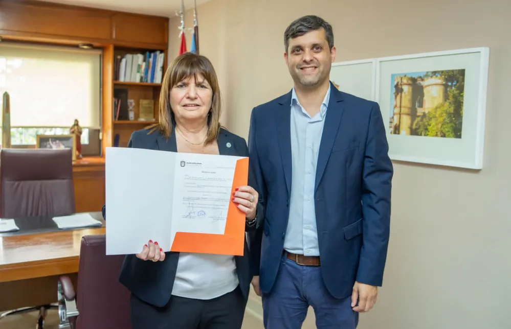 REGION OBJETIVO FOTO JESUS MARIA VISITA BULLRICH