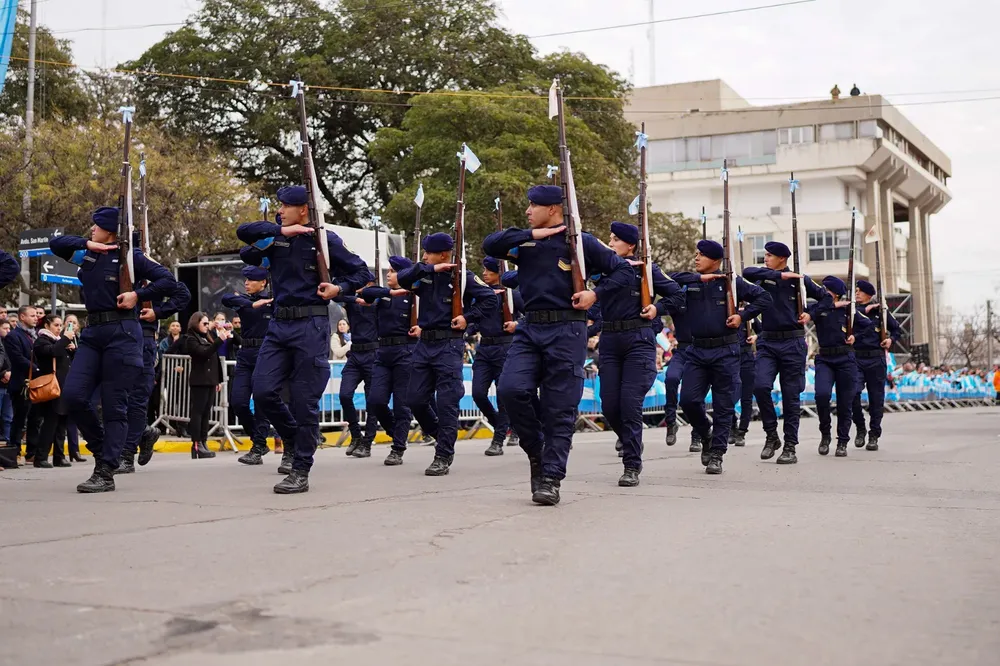 REGION OBJETIVO FOTO RIO TERCERO 9 DE JULIO DESFILE 2