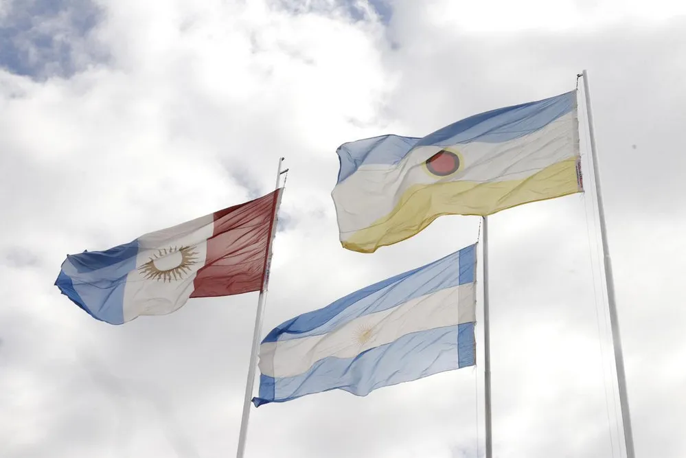 REGION OBJETIVO FOTO VILLA CARLOS PAZ DIA DE LA IDENTIDAD 6