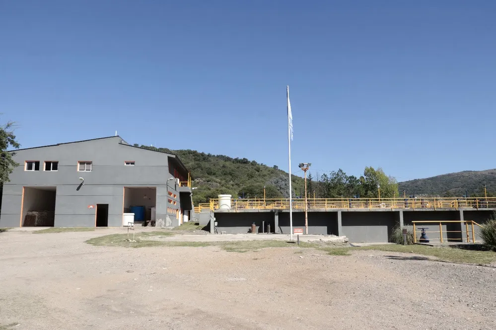 REGION OBJETIVO FOTO VILLA CARLOS PAZ CANAL RIEGO 2