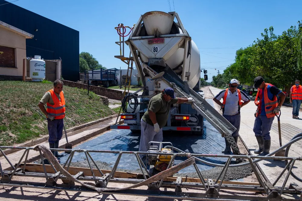 REGION OBJETIVO FOTO RIO CUARTO Avance Obras de Pavimentación (3)