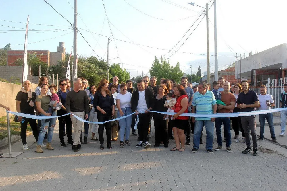 REGION OBJETIVO FOTO VILLA CARLOS PAZ ADOQUINADO COLINAS