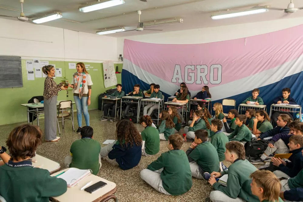 REGION OBJETIVO FOTO RIO CUARTO Charla_Escuela_Agronomía_4