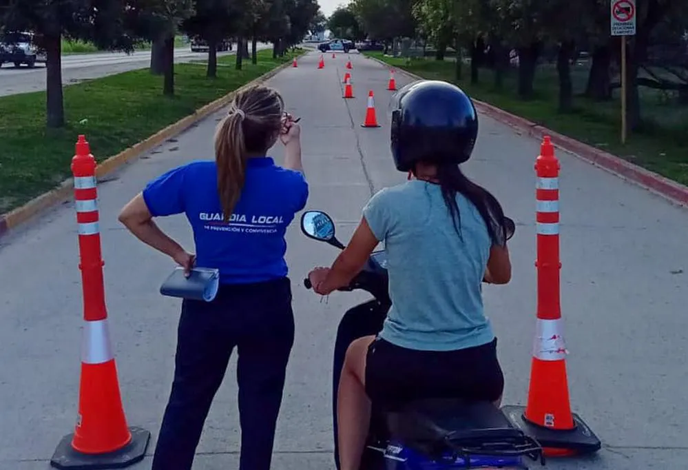 REGION OBJETIVO FOTO ARROYITO CAPACITACION LICENCIA CONDUCIR