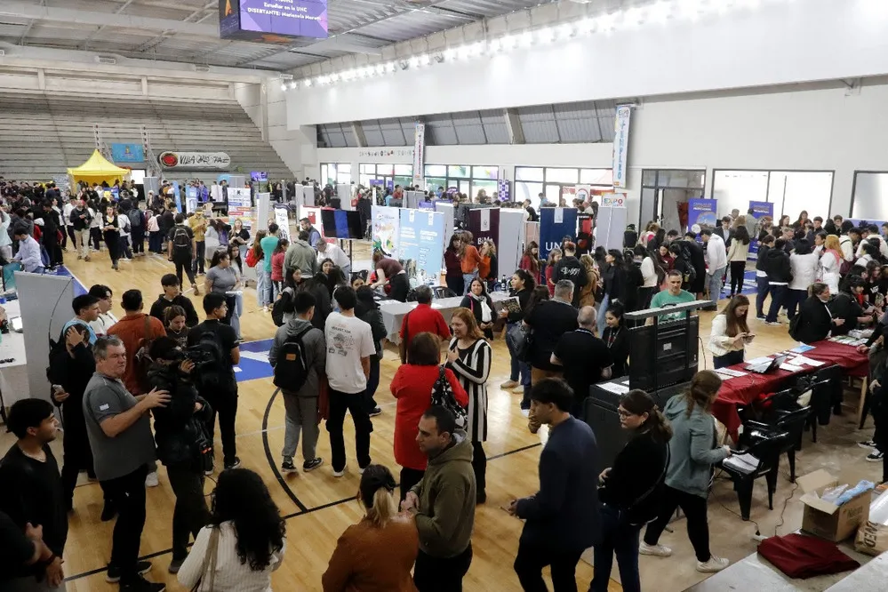 REGION OBJETIVO FOTO VILLA CARLOS PAZ EXPO CARRERAS 2024 1
