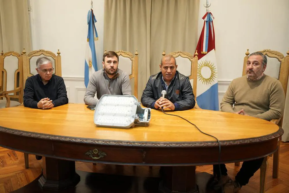 REGION OBJETIVO FOTO VILLA MARIA ANUNCIO LED SAN JUAN BAUTISTA