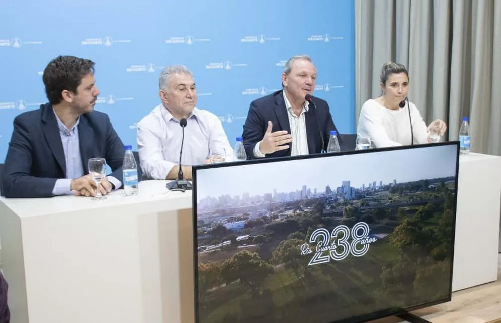 REGION OBJETIVO FOTO RIO CUARTO ANUNCIO 238 ANIVERSARIO