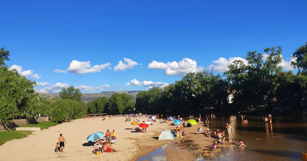 REGION OBJETIVO FOTO MINA CLAVERO PLAYA FACE