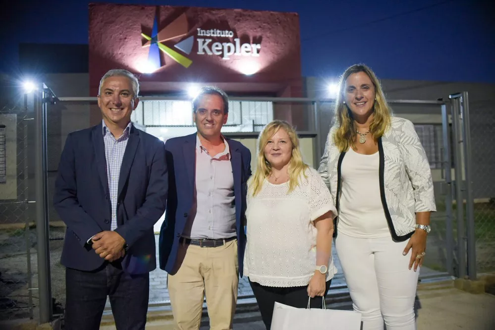 REGION OBJETIVO FOTO RIO CUARTO Inauguración Instituto Kepler (2)