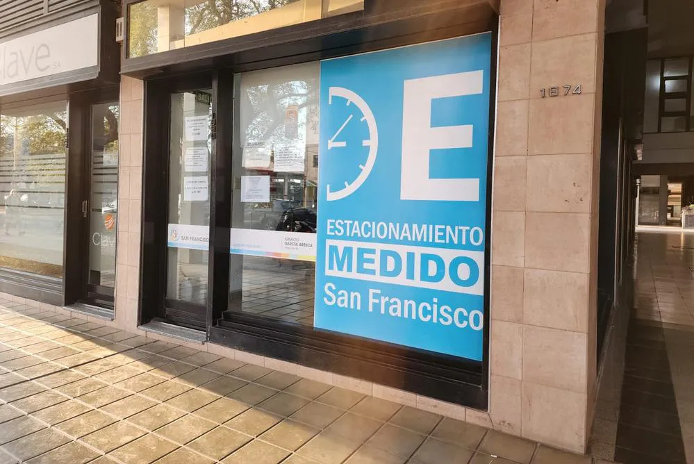 REGION OBJETIVO FOTO SAN FRANCISCO ESTACIONAMIENTO MEDIDO OFICINA