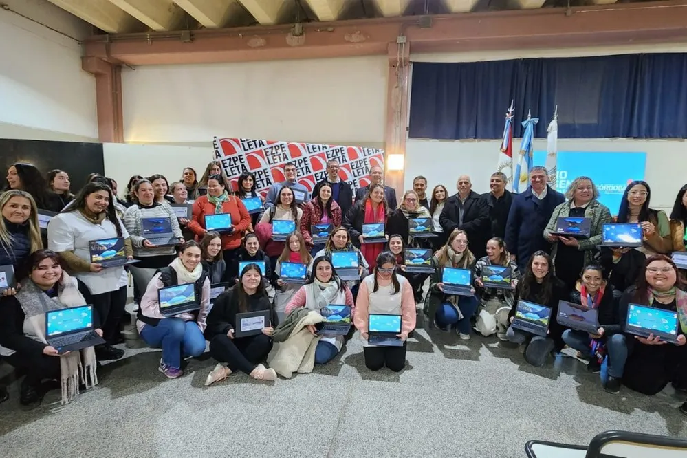 REGION OBJETIVO FOTO MORTEROS UPC NOTEBOOK