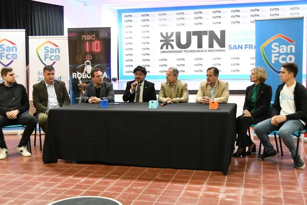 REGION OBJETIVO FOTO SAN FRANCISCO CURSO ROBOT 1