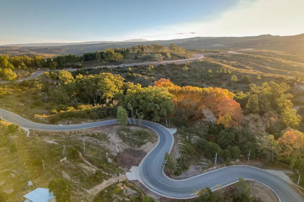 REGION OBJETIVO FOTO TANTI RUTA 28 ASFALTADO
