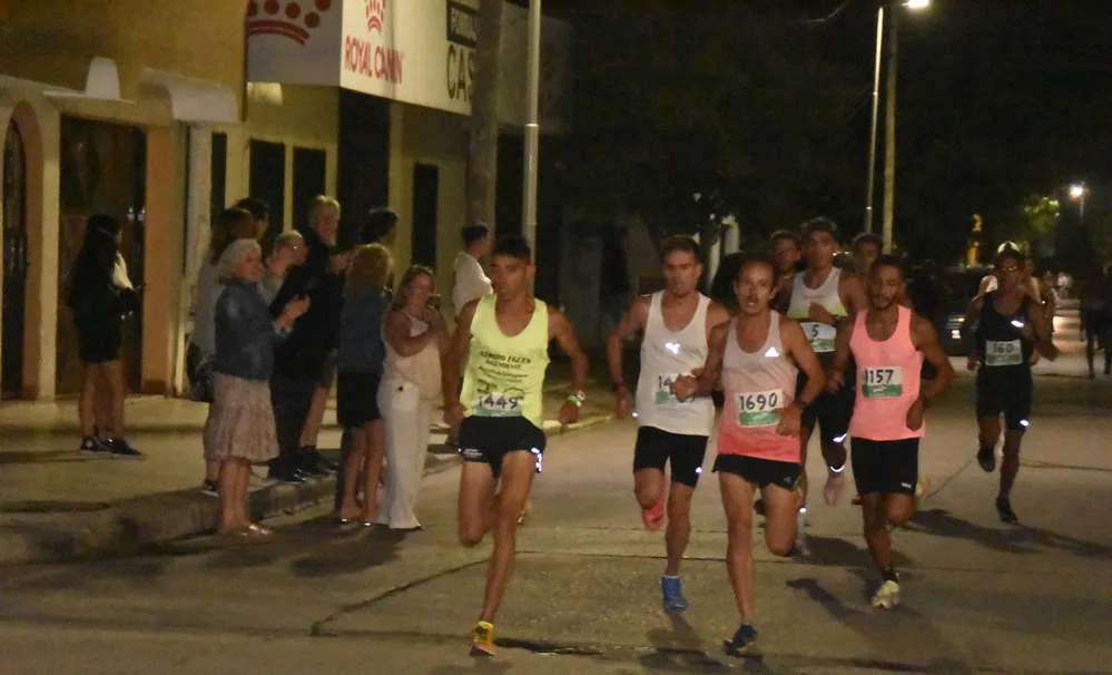 REGION OBJETIVO FOTO RIO CUARTO MARATON DE LOS DOS AÑOS 8