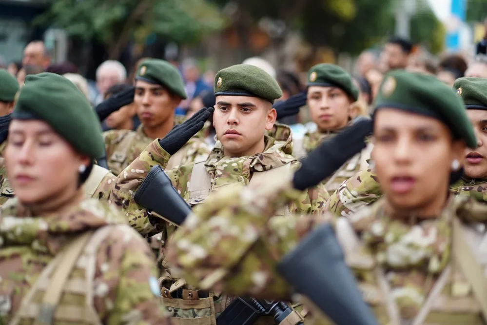 REGION OBJETIVO FOTO RIO SEGUNDO DIA DE LA BANDERA DESFILE 2