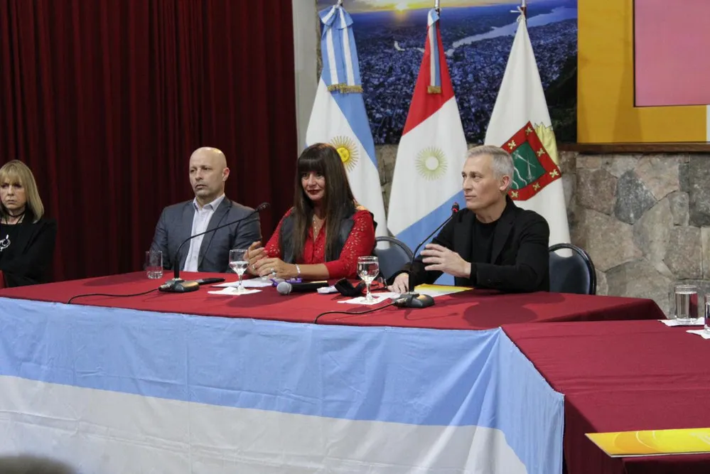 REGION OBJETIVO FOTO VILLA CARLOS PAZ AVILES CONCEJO REPRESENTANTES