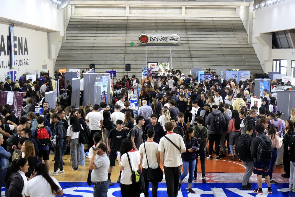 REGION OBJETIVO FOTO VILLA CARLOS PAZ EXPO CARRERAS 2