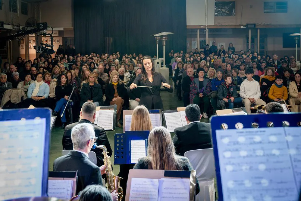 REGION OBJETIVO FOTO ARROYITO CONCIERTO SINFONICO