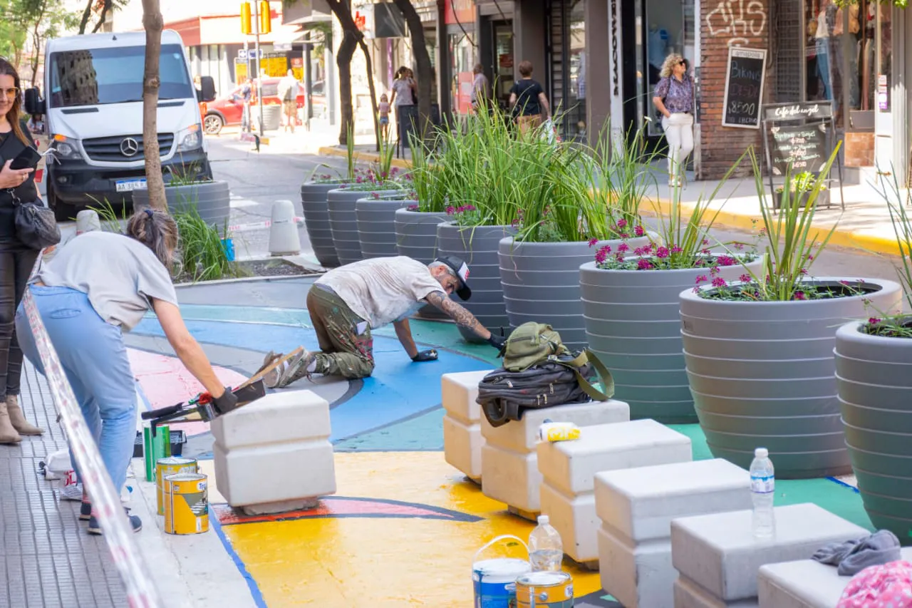 REGION OBJETIVO FOTO RIO CUARTO CENTRO COMERCIAL A CIELO ABIERTO CALLE SOBREMONTE 2