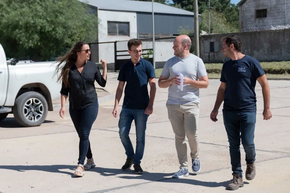 REGION OBJETIVO FOTO RIO CUARTO PARQUE INDUSTRIAL PAVIMENTO 1