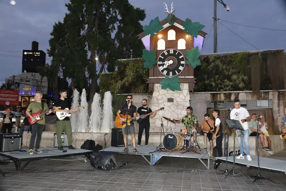 REGION OBJETIVO FOTO VILLA CARLOS PAZ PRIMER FINDE ENERO 2025 5