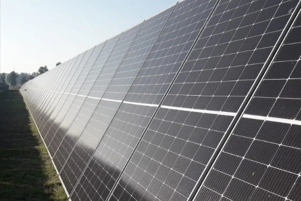 REGION OBJETIVO FOTO BELL VILLE PARQUE SOLAR FACE-energia-2-e1684246402402