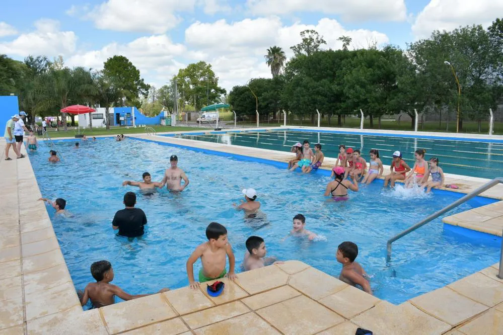 REGION OBJETIVO FOTO SAN FRANCISCO NATACION VERANO 24