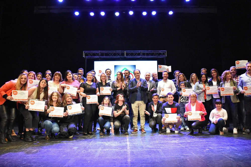 REGION OBJETIVO FOTO RIO CUARTO Entrega certificados BPC 25-10-2023