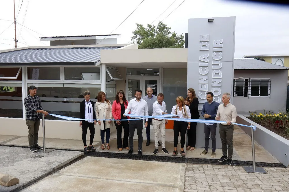 REGION OBJETIVO FOTO VILLA CARLOS PAZ CENTRO LICENCIA CONDUCIR INAUGURACION