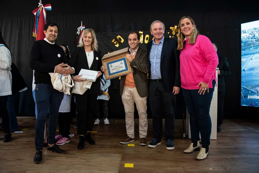 REGION OBJETIVO FOTO RIO CUARTO ESCUELA LUCIERNAGAS