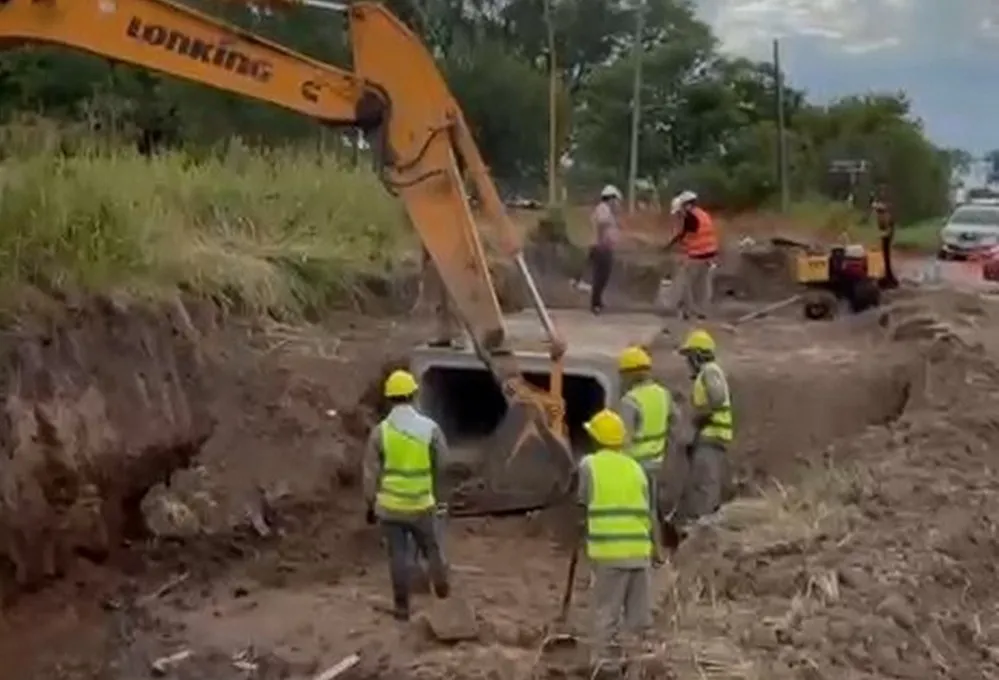 REGION OBJETIVO FOTO SAN FRANCISCO DESAGÜE BARRIO PARQUE