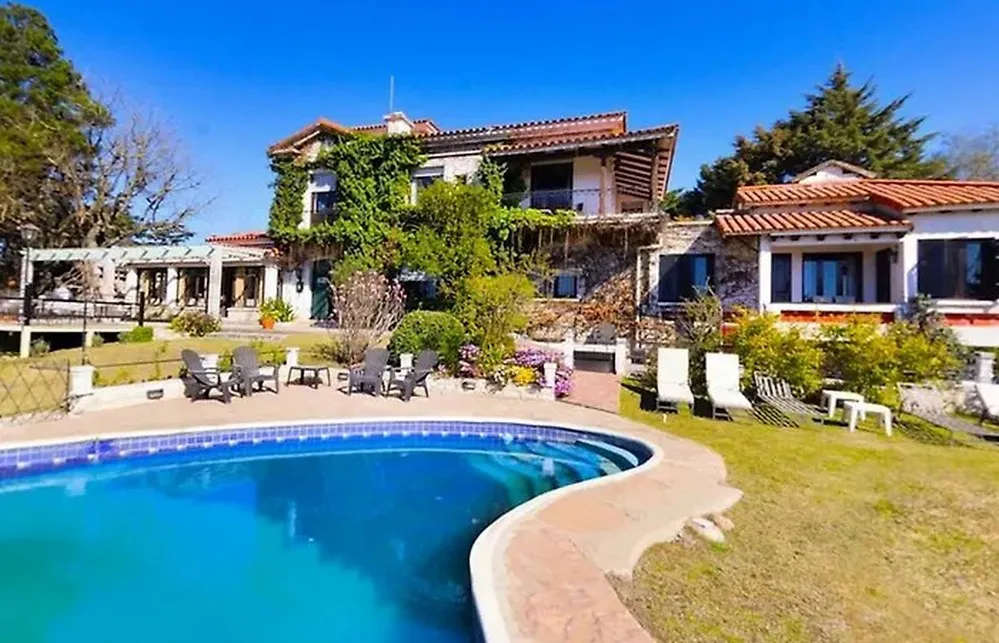 REGION OBJETIVO FOTO VILLA CARLOS PAZ POSADA JULIETTE 1