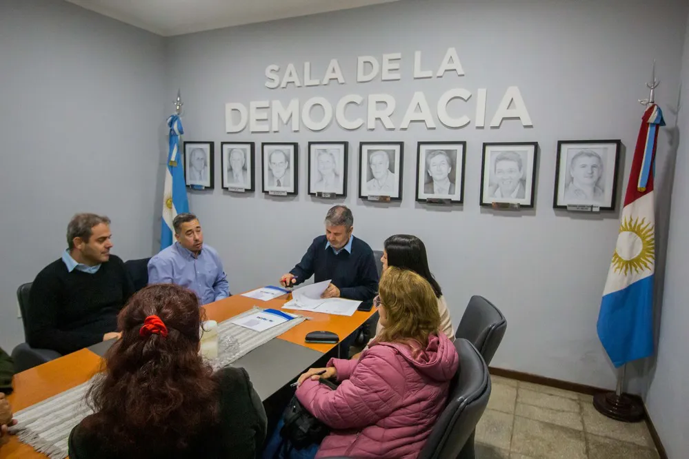 REGION OBJETIVO FOTO LA FALDA CONVENIO ESCUELAS