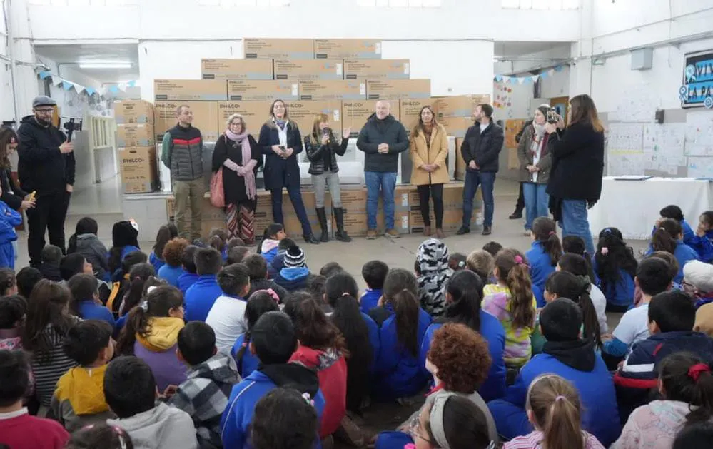 REGION OBJETIVO FOTO VILLA MARIA ENTREGA DE CALEFACTORES