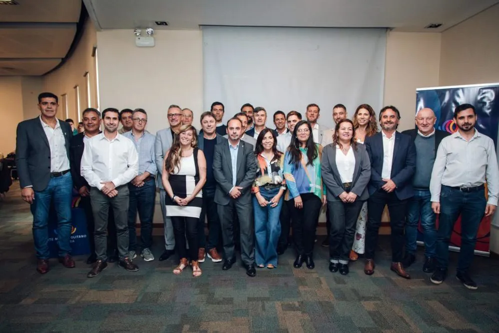 REGION OBJETIVO FOTO ENTE METROPOLITANO imagen-nueva-de-todos-los-intendentes-1024x683