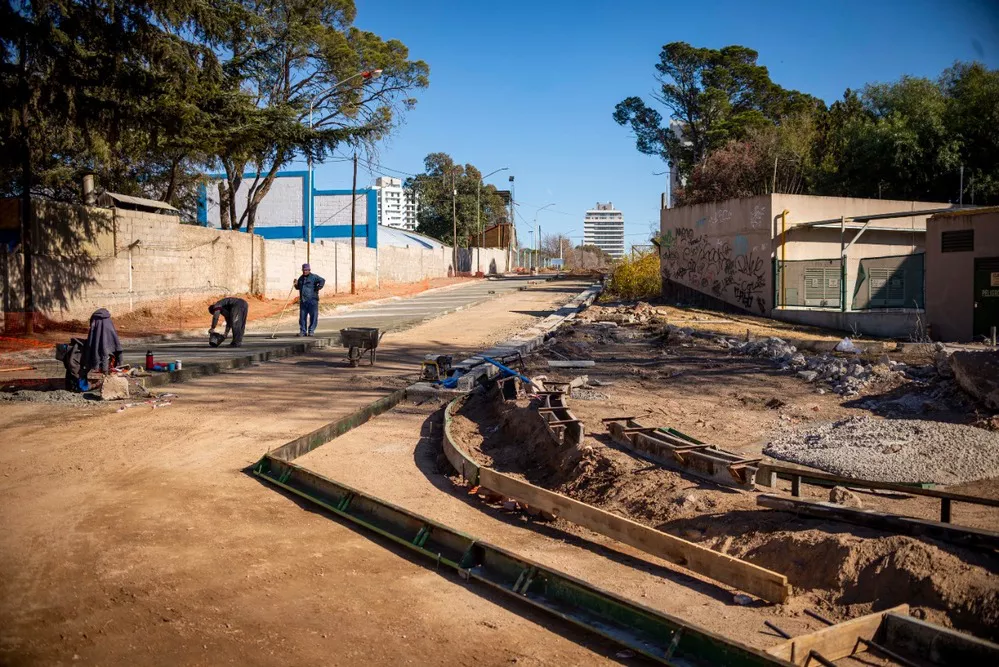 REGION OBJETIVO FOTO RIO CUARTO Pavimentación_Piedras_Blancas_1