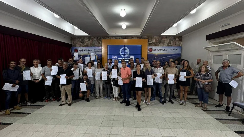 REGION OBJETIVO FOTO VILLA CARLOS PAZ CHAPAS TAXIS