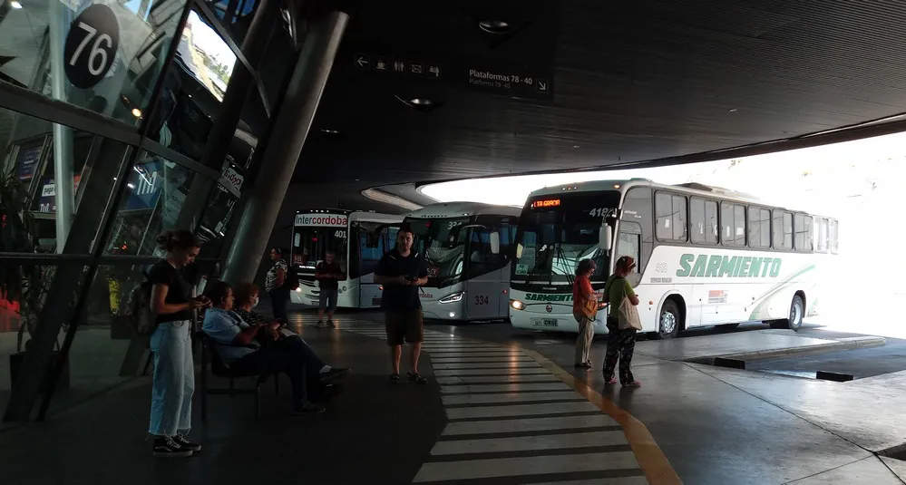 EL OBJETIVO FOTO TRANSPORTE INTERURBANO 20250220_161110