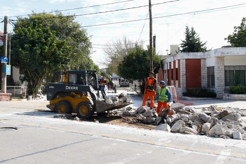 REGION OBJETIVO FOTO VILLA MARIA Cordon Cuneta y Bacheo